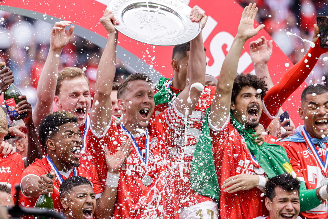 PSV – Kampioensfeesten, spelersparty’s & kerstfeesten