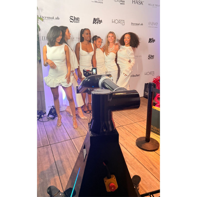 Glam Bot activatie tijdens White Dinner in Antwerpen